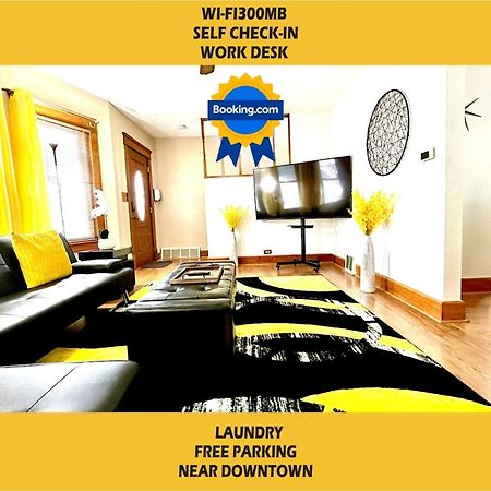 The Amber Retreat - Brooklyn Centre Comfort - Charming Space For Families, Couples & Business Travelers Near Downtown - With 300Mb Wifi, Parking & Self Check-In Cleveland Luaran gambar